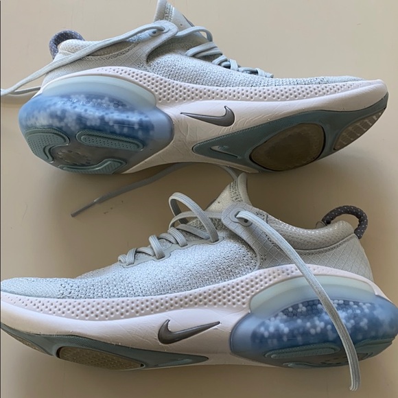 Nike joyride flyknit women’s size 8.5 - Picture 2 of 6